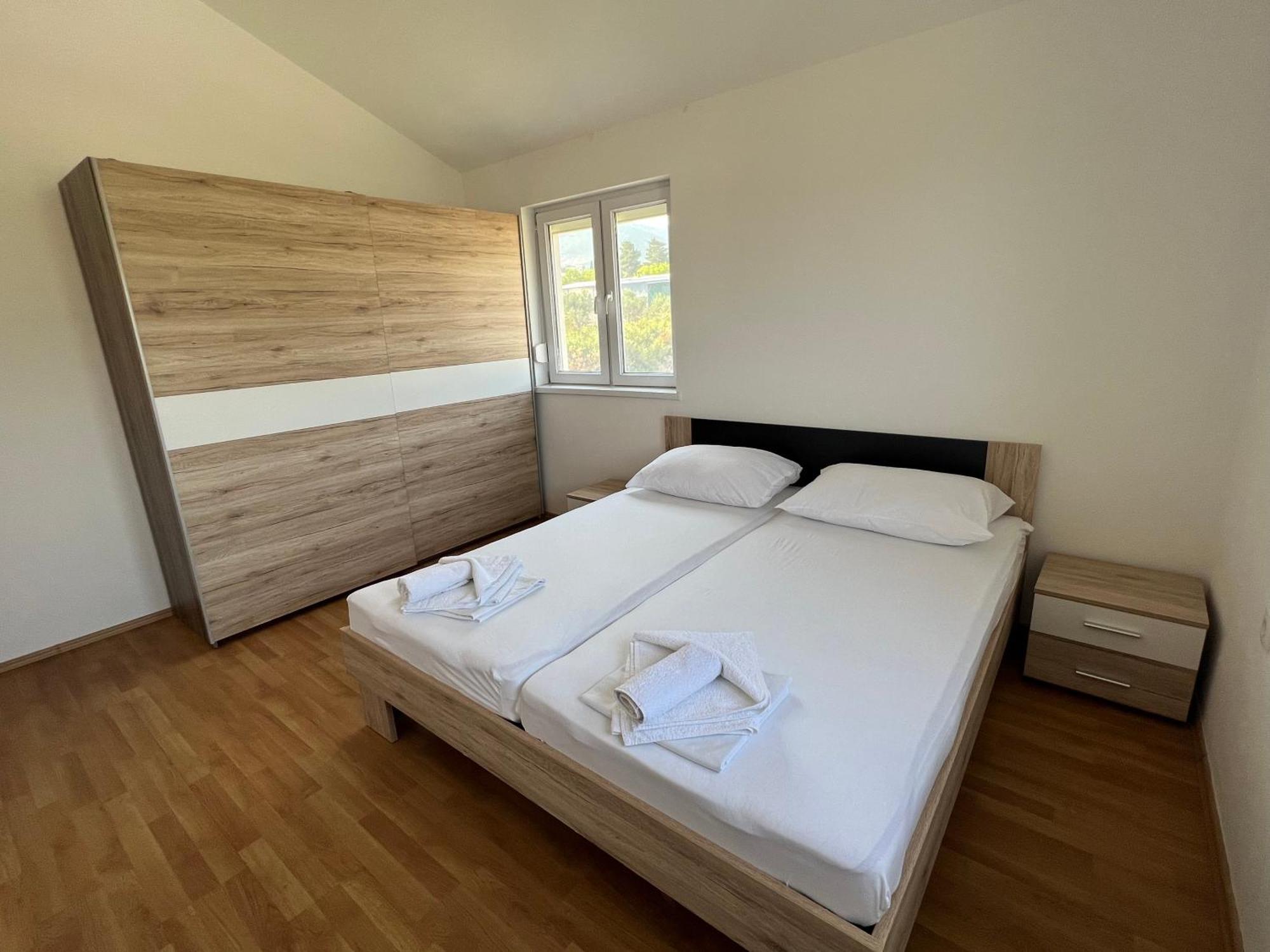 Seaview Apartments Lagetar Kaštel Novi Eksteriør bilde