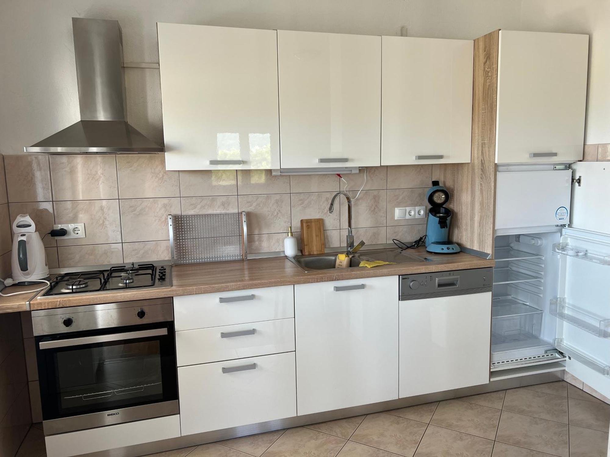 Seaview Apartments Lagetar Kaštel Novi Eksteriør bilde