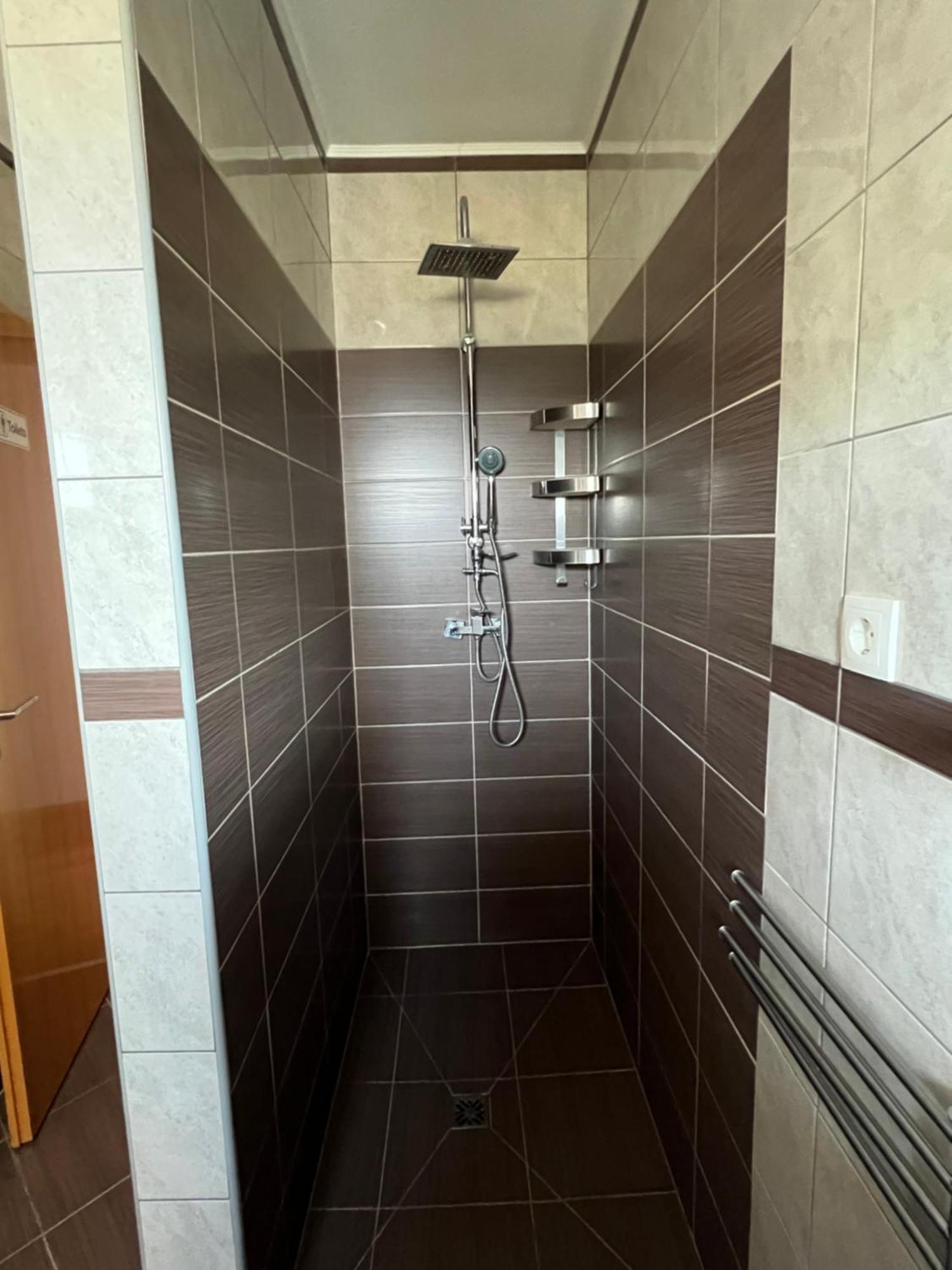 Seaview Apartments Lagetar Kaštel Novi Eksteriør bilde